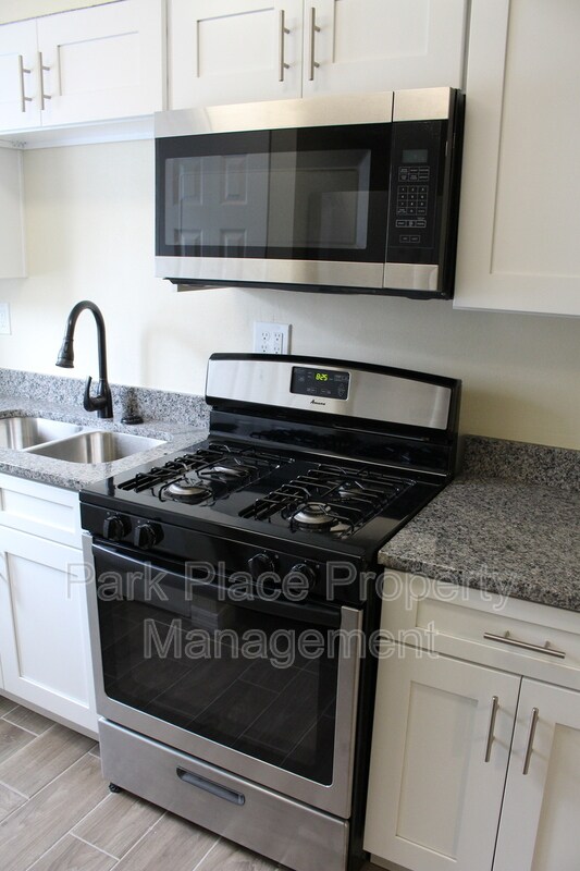 1050 Wayne Ave 1050 Wayne Ave New Smyrna Beach FL 32168 Apartment