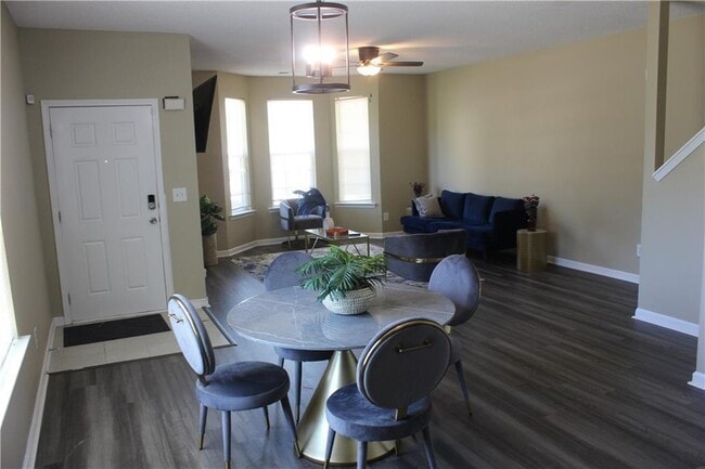 Building Photo - 7431 Battlecreek Ln