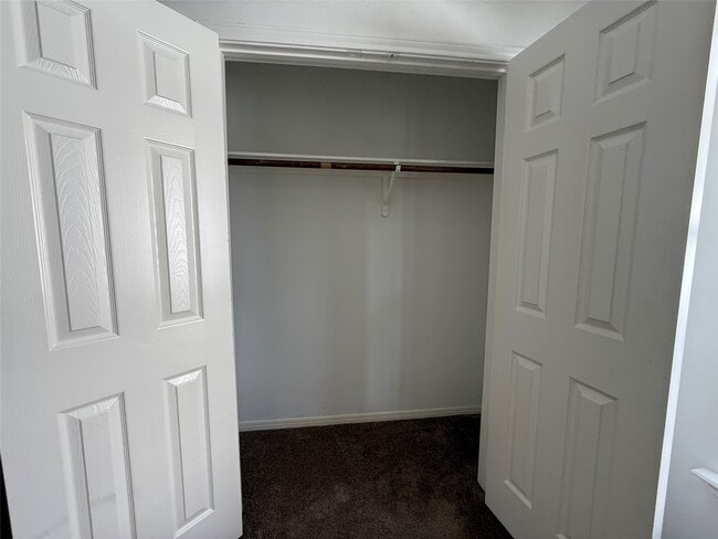 Building Photo - 13834 Trumpetvine St