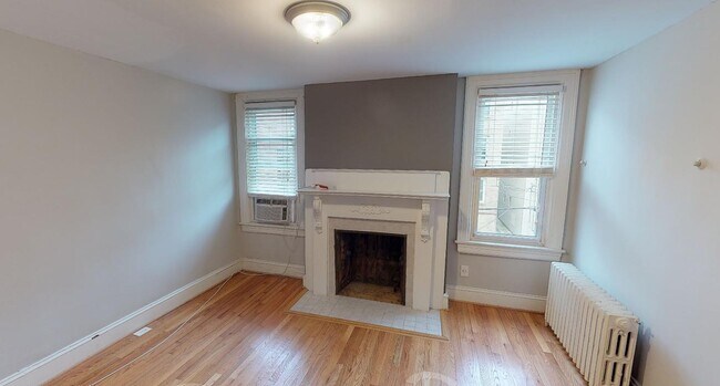 Building Photo - 1815 Vernon St NW