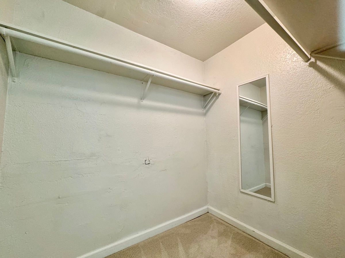 Building Photo - 1054 24th St