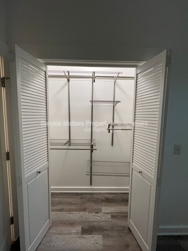 Building Photo - 6150 Franklin St