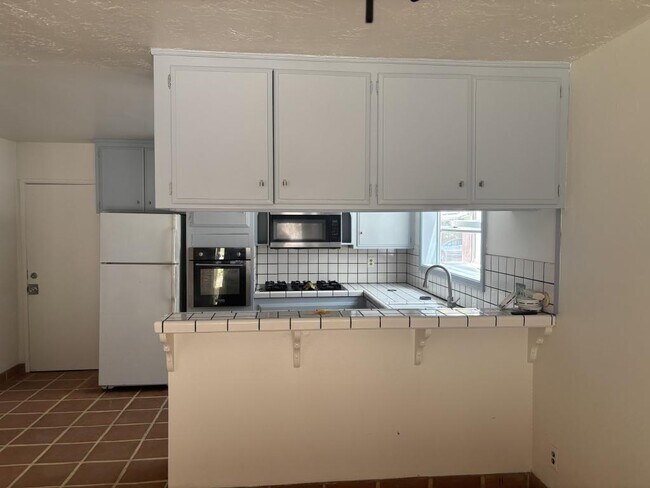 Building Photo - 5613 Campanile Way