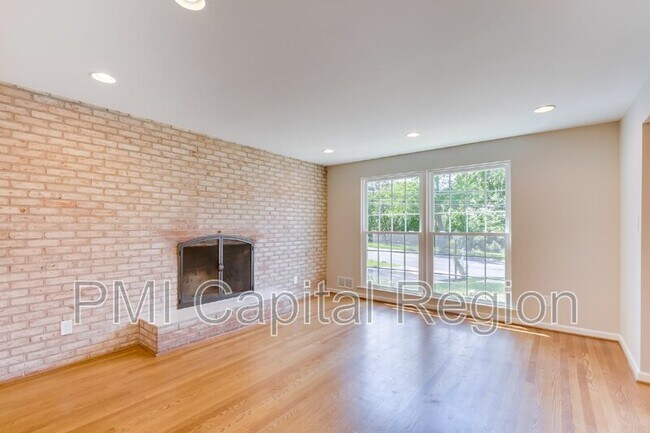Building Photo - 7021 Whittier Blvd