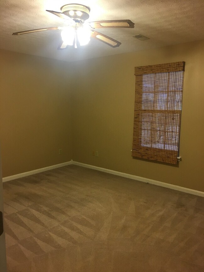 Building Photo - New Year = New Look (Fresh Paint Coming Soon)!