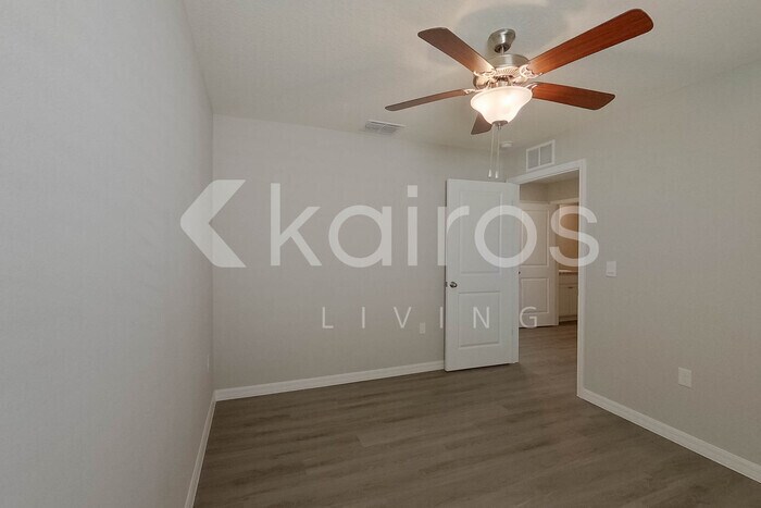 Building Photo - 8681 SW 43rd Ter