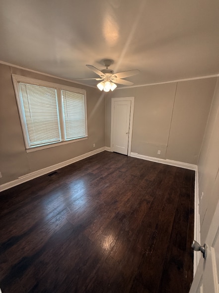 Building Photo - 4431 The Paseo