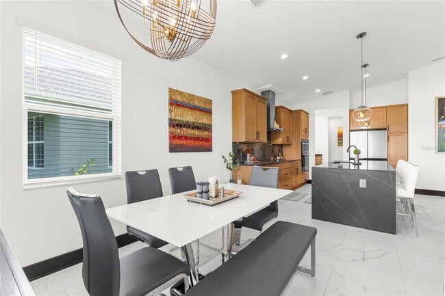 Building Photo - 8756 Windlass Cv