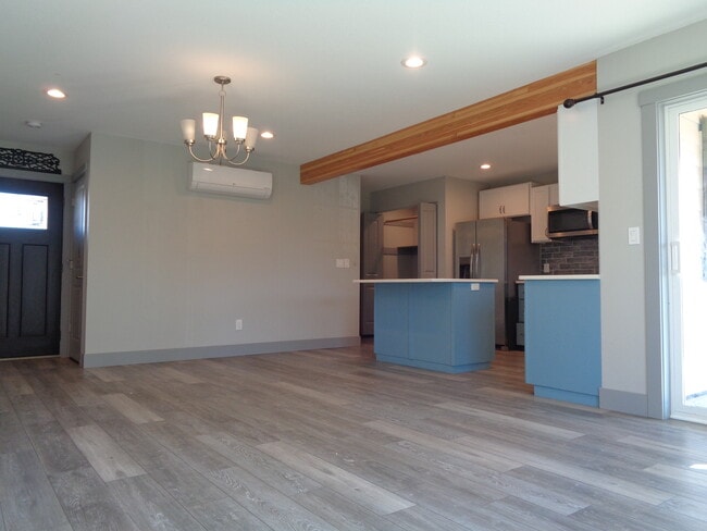 Building Photo - 1364 Northern Heights Loop NE