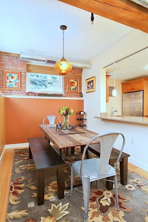 Building Photo - 22 Cottage Park Ave