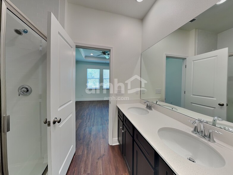 Building Photo - 6347 Emerald Hls Wy