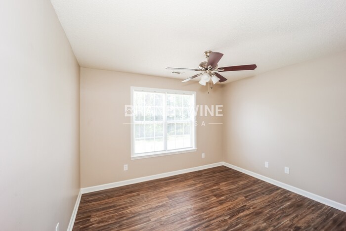 Building Photo - 2040 Club Bay Dr