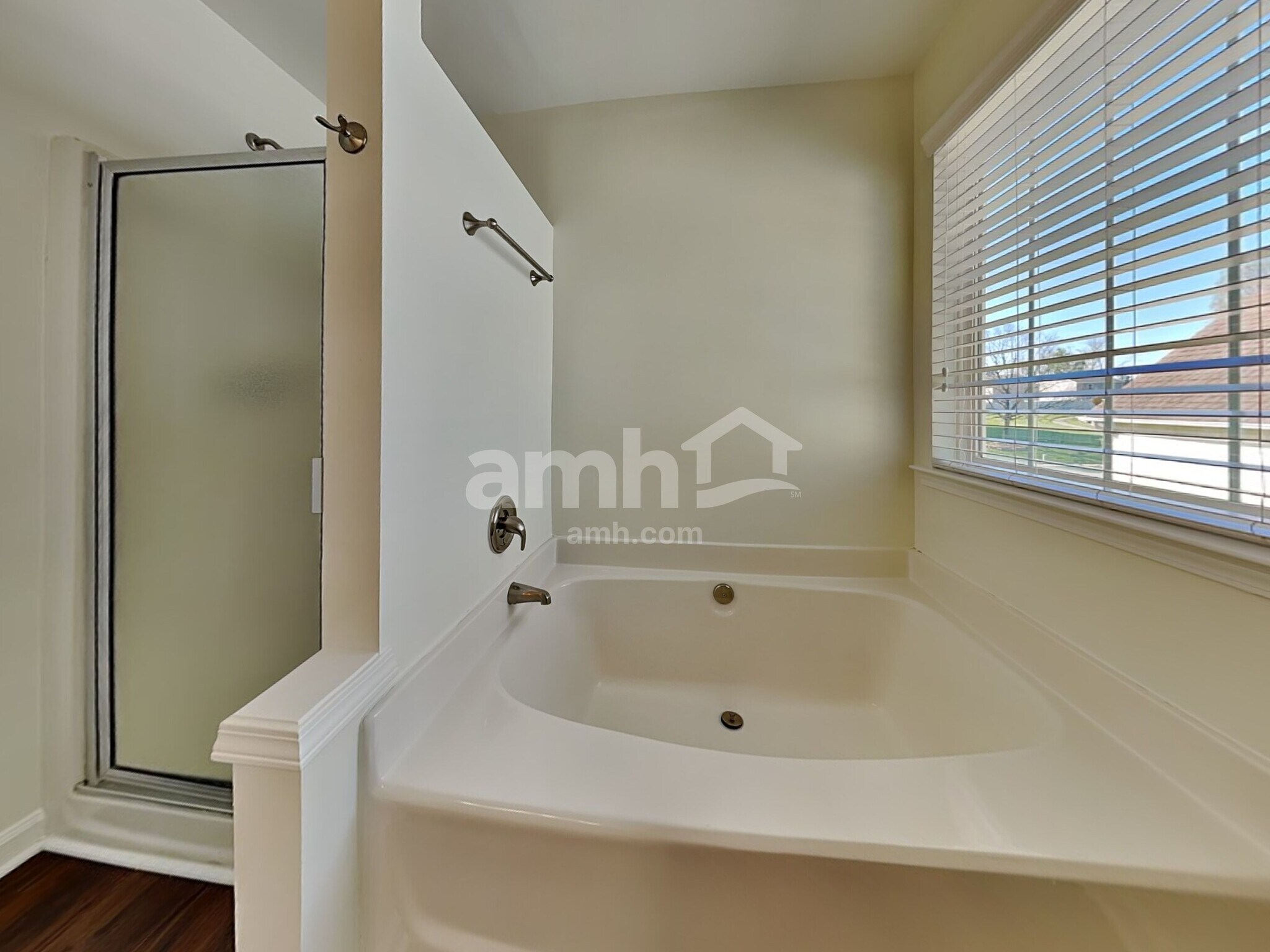 Building Photo - 6325 Elderslie Dr