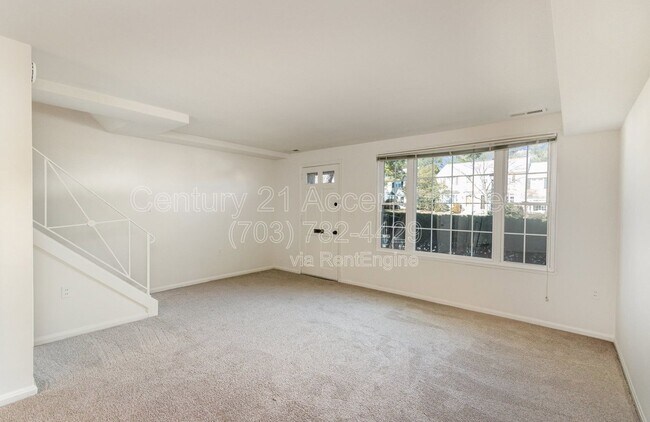 Building Photo - 3822 Keller Ave