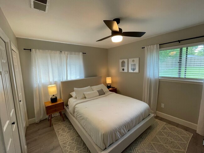 Building Photo - 10200 Quail Valley Blvd