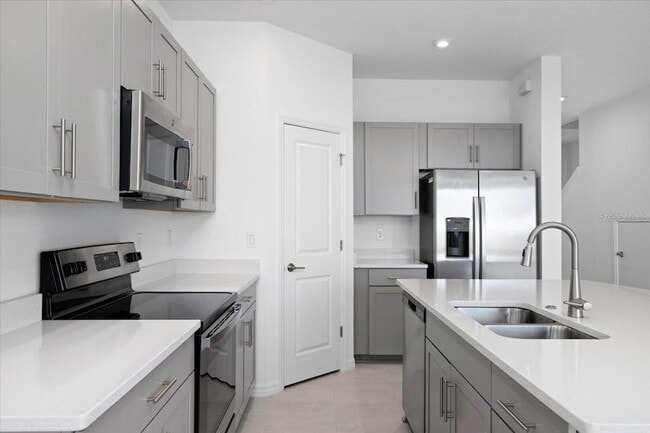 Building Photo - 5756 Haven Ter