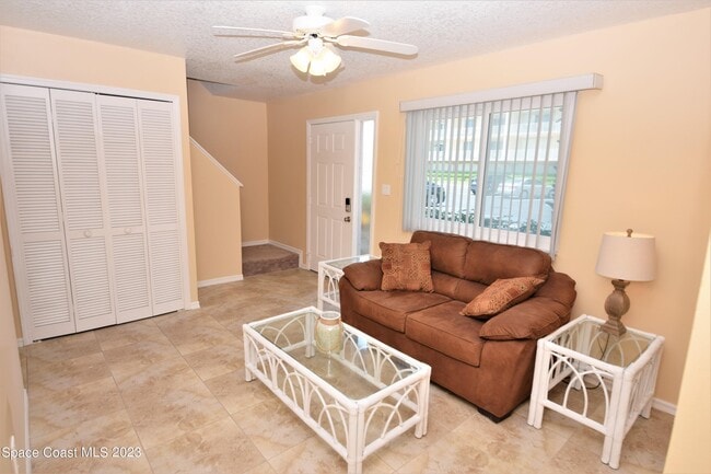 Building Photo - 1000 Ocean Park Ln