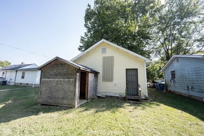 Building Photo - 3026 S Rybolt Ave