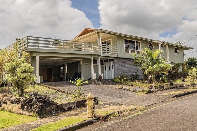 Building Photo - 1659 Oneawa Pl