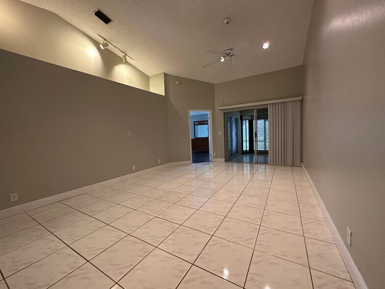 Living area - 6016 NW 91st Way