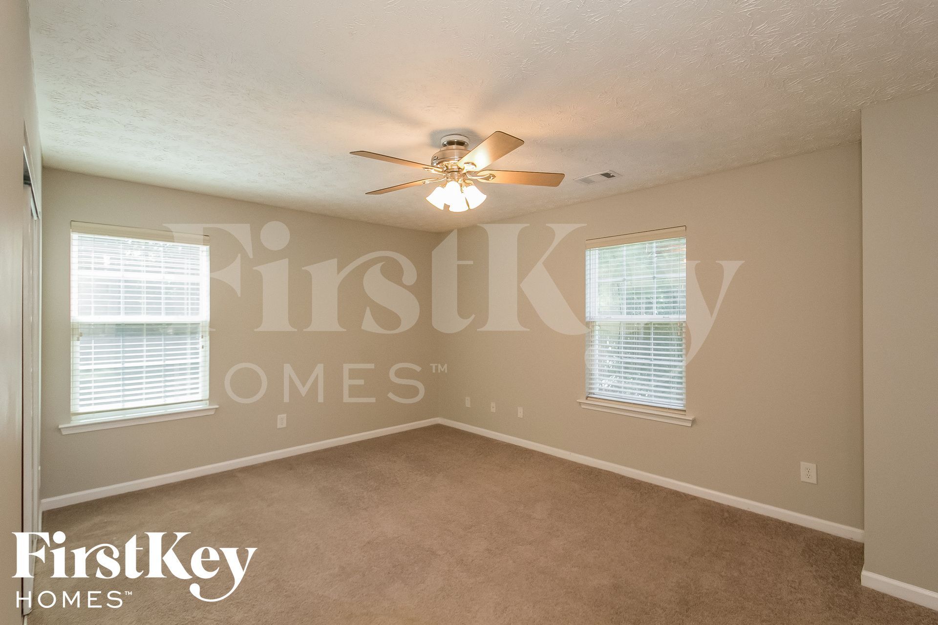 Building Photo - 3545 Bridgeshaw Dr