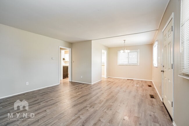 Building Photo - 1327 Marble Dr