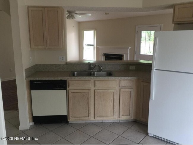 Building Photo - 5058 Acre Estates Dr
