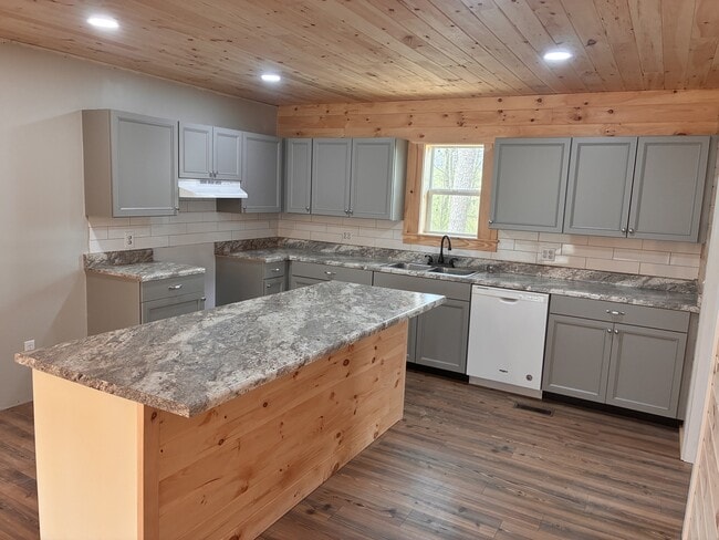 Building Photo - 3552 Douglas-Hyatt Rd