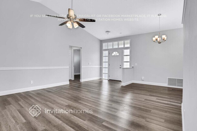 Building Photo - 1042 Covington St