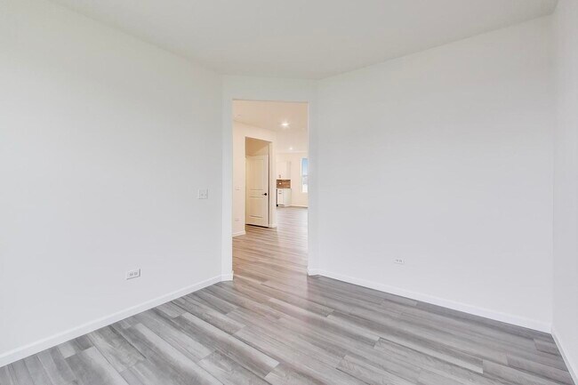 Building Photo - 2240 Bent Grass Wy