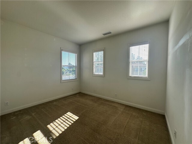 Building Photo - 88 Acadia Ct