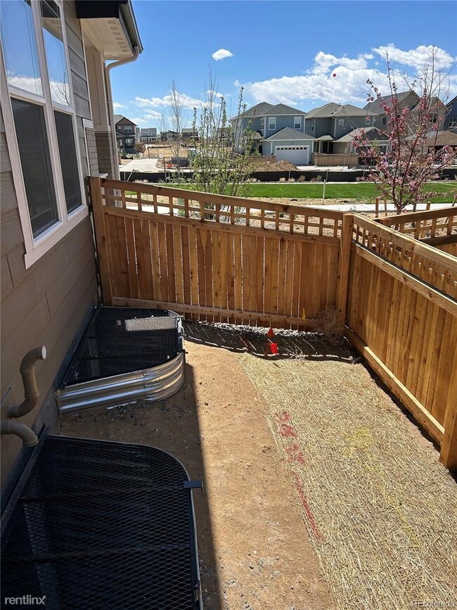 Building Photo - 3 br, 2.5 bath House - 6361 North Malaya S...