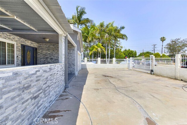 Building Photo - 6149 Case Ave