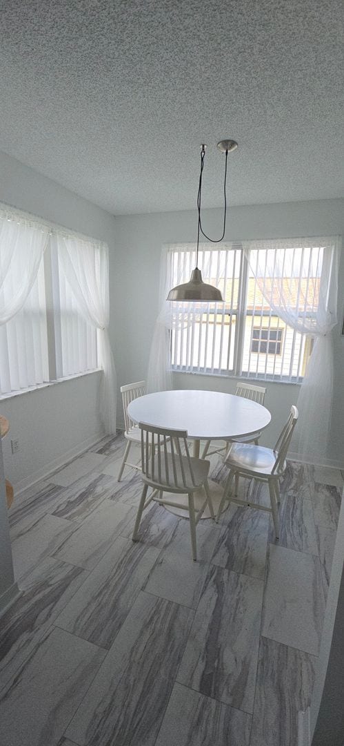 Building Photo - Furnished Rental in The Villages – 2BR/2BA Home on Del Toro Drive!