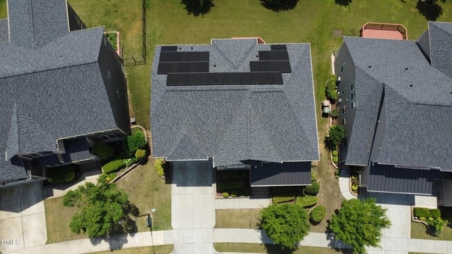 Building Photo - 5016 Trembath Ln