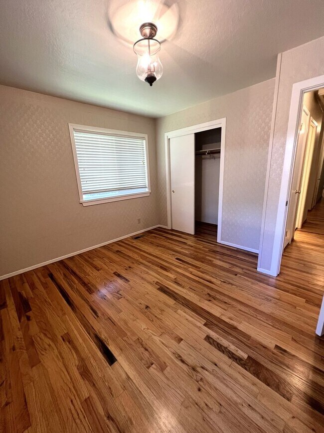 Building Photo - Immaculate 3/2 Near Big Chico Creek-Must See!
