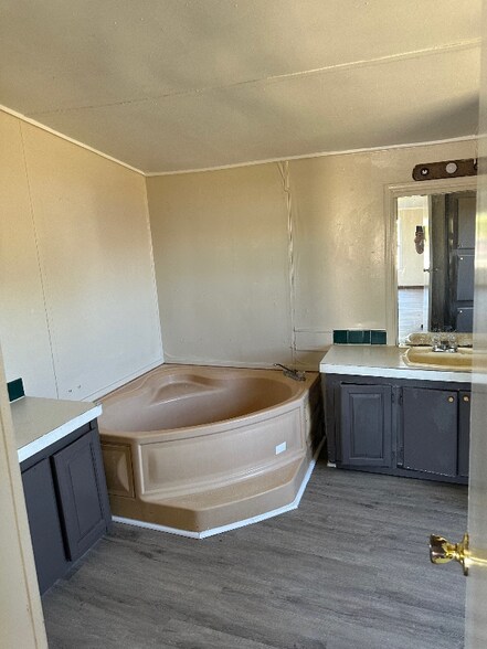 Building Photo - 155 Bedrock Trail Rd