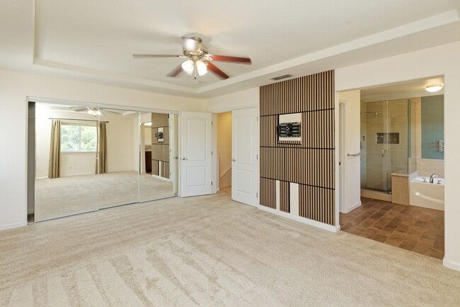 Building Photo - 1012 Trailside Dr