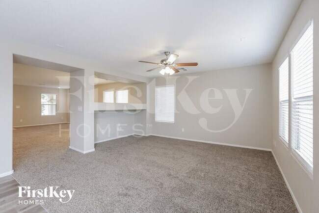 Building Photo - 7326 Caballo Range Ave
