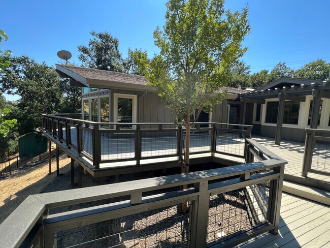 Building Photo - 2626 Mt Diablo Scenic Blvd