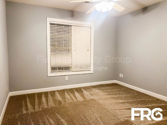 Building Photo - 1310 Thomas Langston Rd