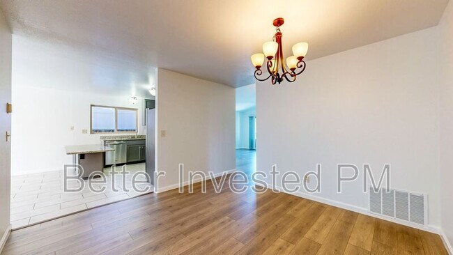 Building Photo - 1417 Gregory Ct