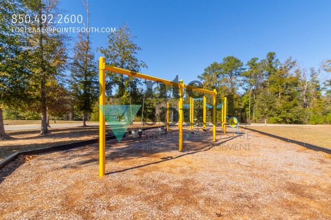 Building Photo - 9426 Diamante Blvd