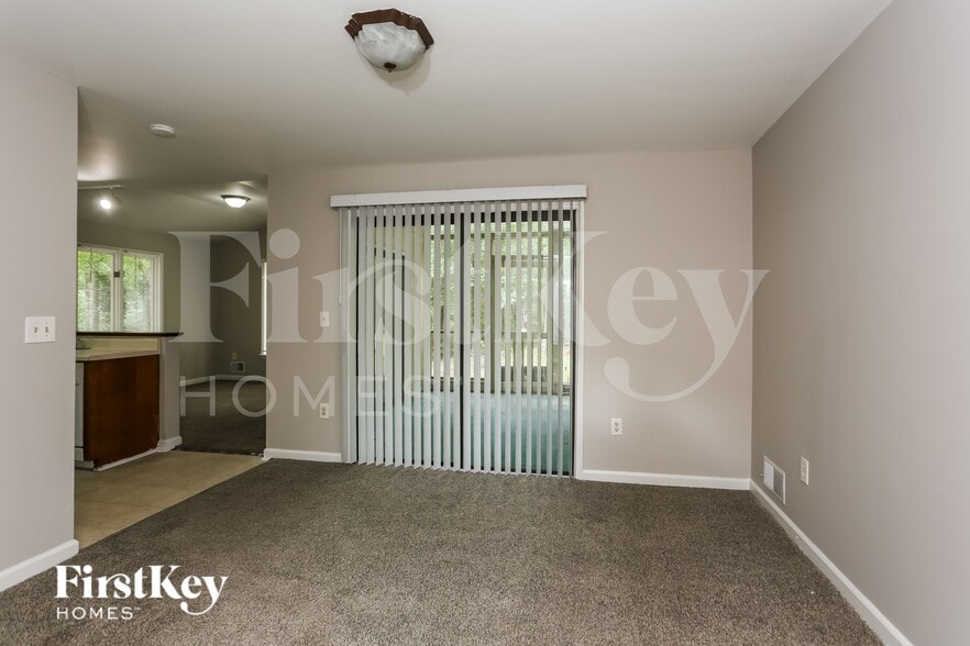 Building Photo - 4275 Red Fox Trail