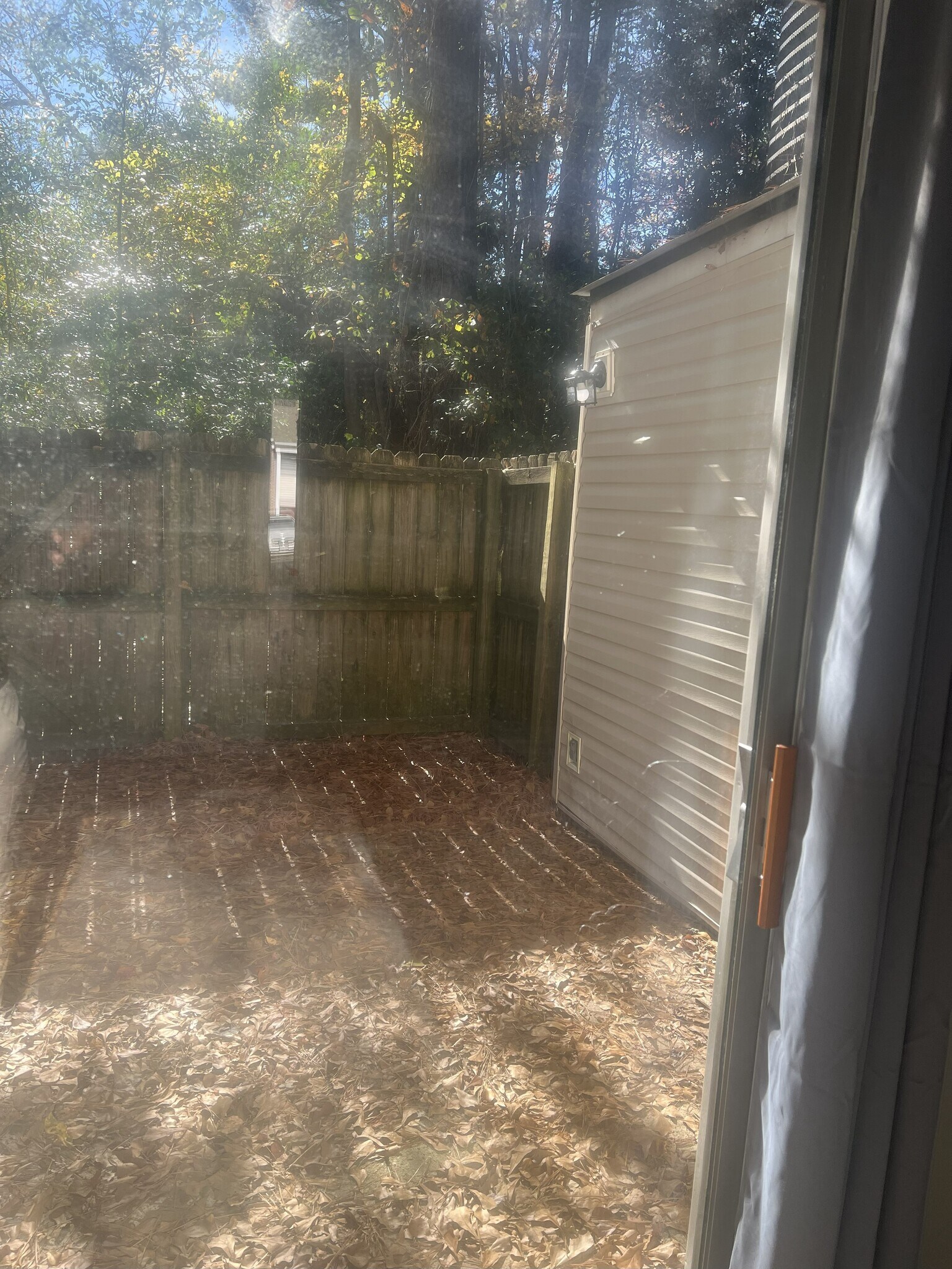 Building Photo - 595 Winding Creek Rd