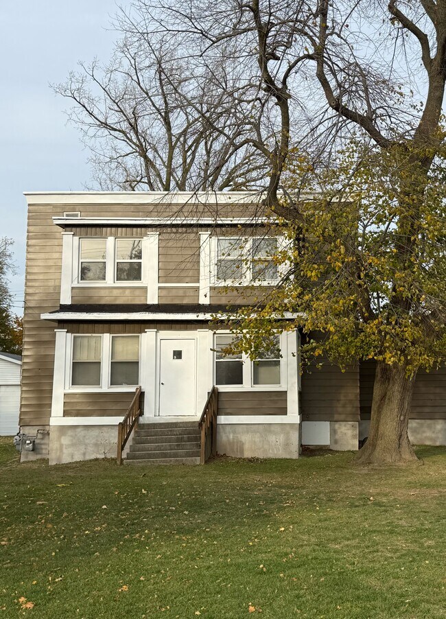 Building Photo - 3042 S Custer Rd