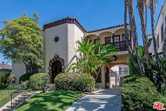 Building Photo - 362 N Mansfield Ave