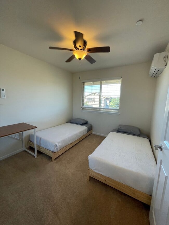 Building Photo - Pet Friendly Kahoma Village Furnished 3 Bed/2.5 Bath Townhome