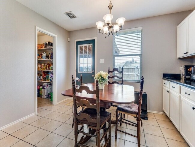 Building Photo - 8406 Beachplum Way