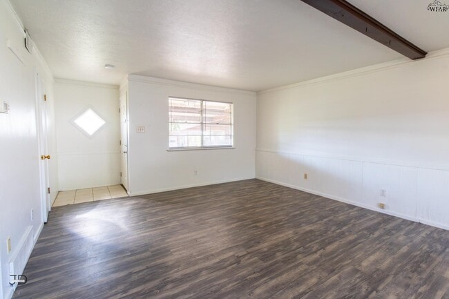 Building Photo - 109 Wood Cir